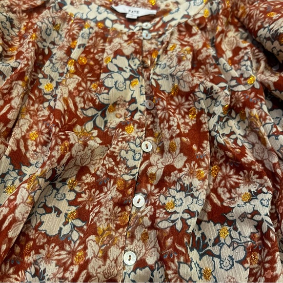 Fate Puff Sleeve Blouse - Picture 2 of 5